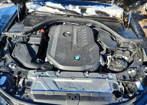 2023 BMW M340Xi z USA, uszkodzony, nr VIN 3MW49FF08P8D39507